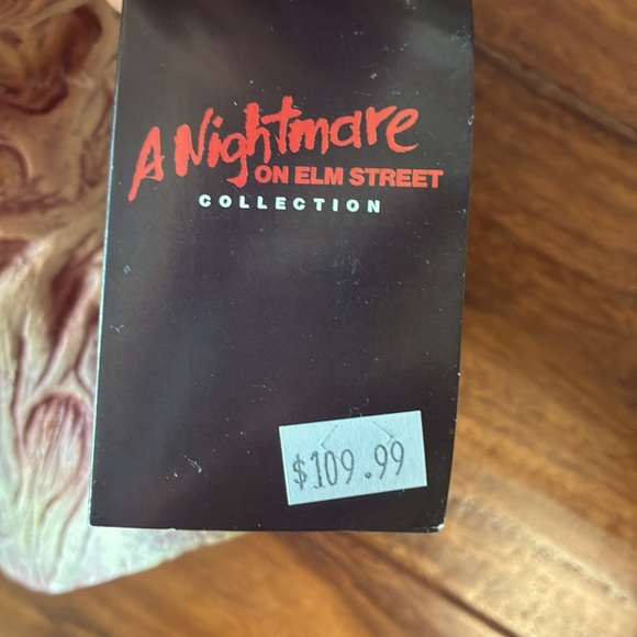 Adult Fred Kruger Mask✨ - Picture 3 of 5